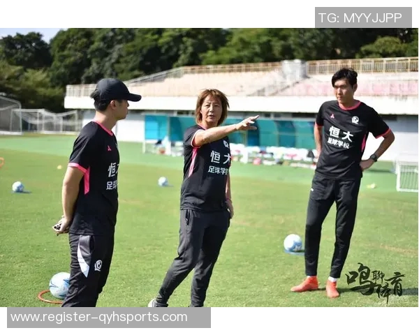 广州足球队个人能力深度分析与发展潜力探讨 广州足球队个人能力深度分析与发展潜力探讨