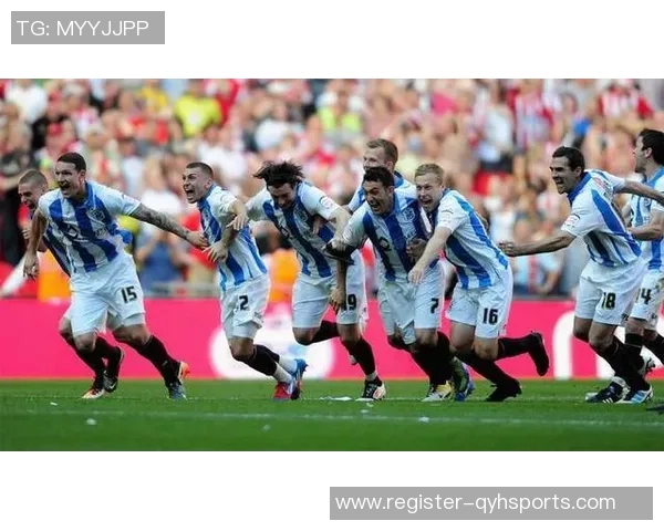 英超独家分析重庆羽毛球队团队协作与其他球队的对比研究 英超独家分析重庆羽毛球队团队协作与其他球队的对比研究